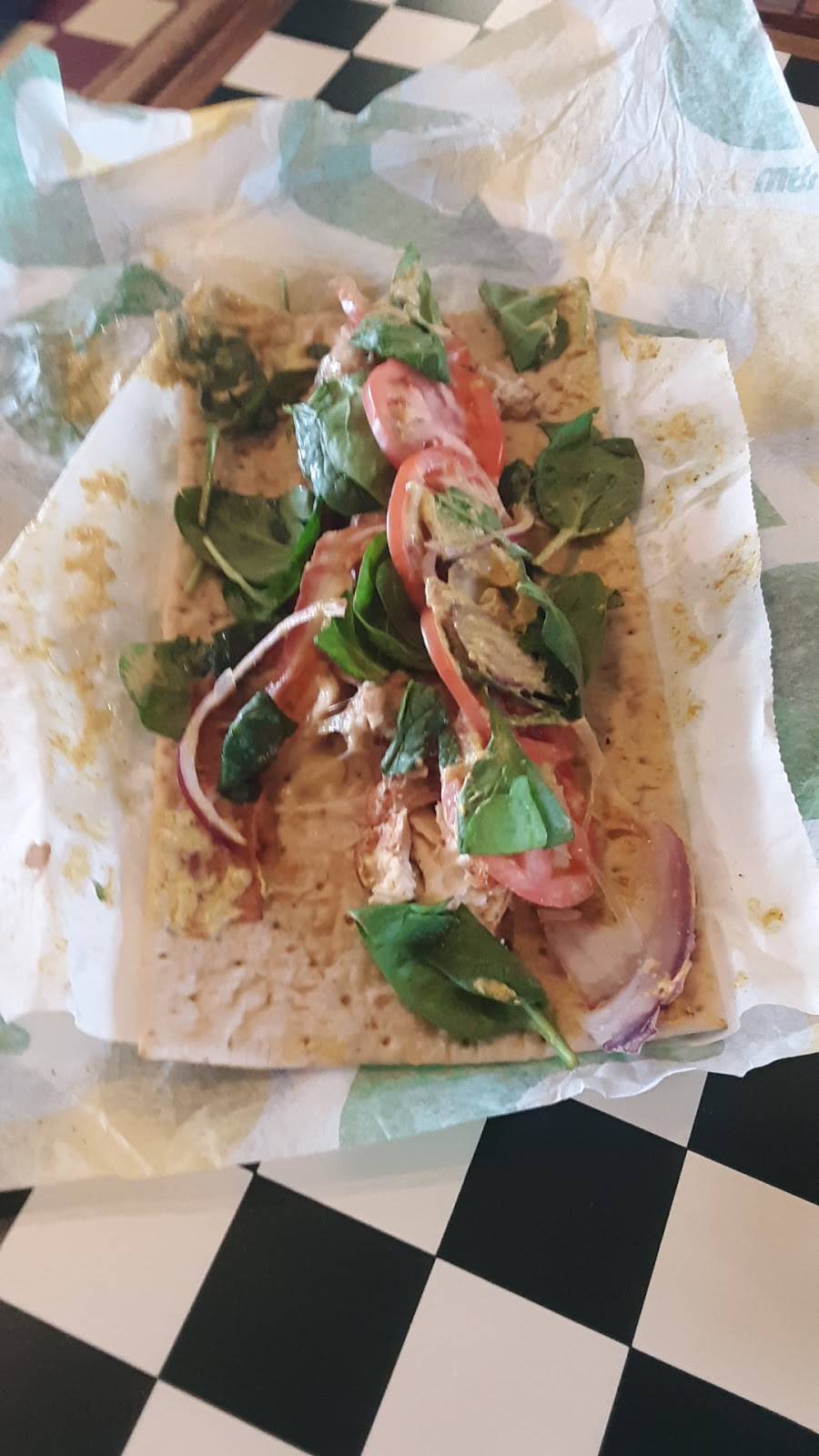 Subway | meal takeaway | 1706 Pierce Ave, Hwy 60 By-Pass, Sibley, IA 51249, USA | 7127544848 OR +1 712-754-4848