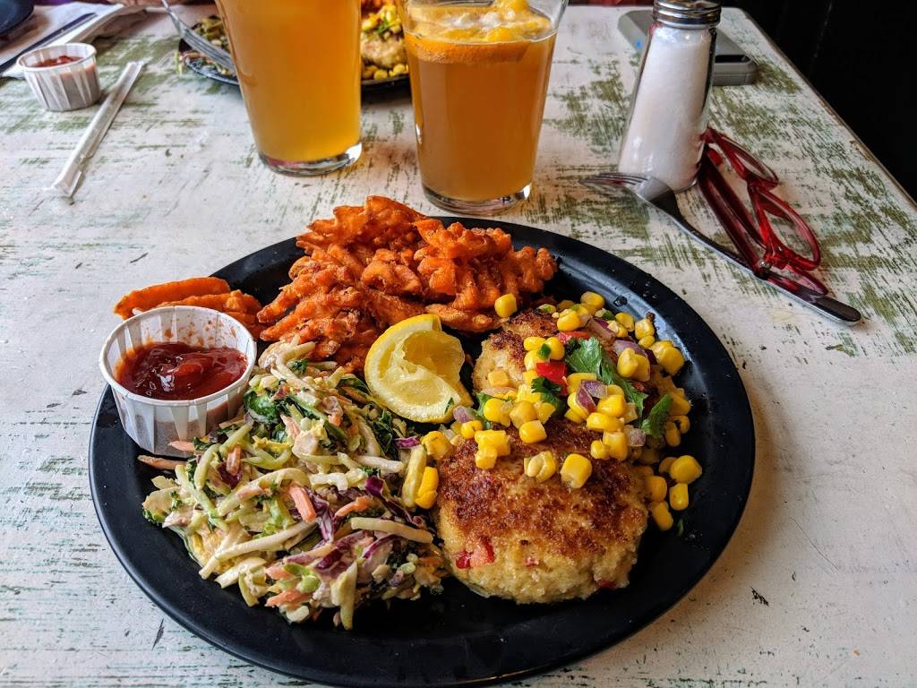 Fishbones | restaurant | 2119 Walker Ave, Greensboro, NC 27403, USA | 3363704900 OR +1 336-370-4900