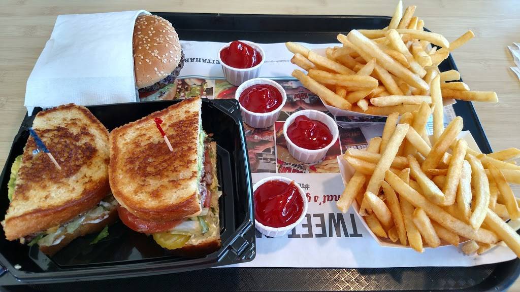 The Habit Burger Grill | meal takeaway | 6955 Camino Arroyo, Gilroy, CA 95020, USA | 4088424300 OR +1 408-842-4300