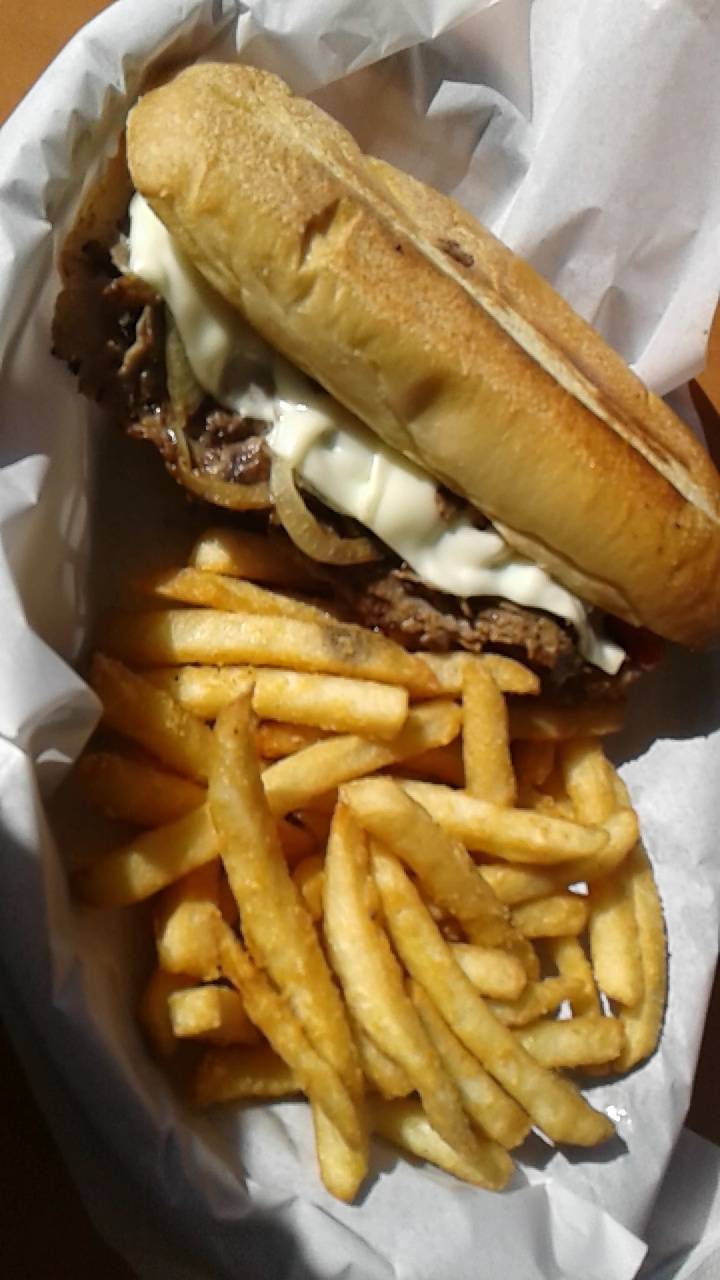 Waukegan Gyros | restaurant | 1120 Golf Rd, Waukegan, IL 60087, USA | 8477750286 OR +1 847-775-0286