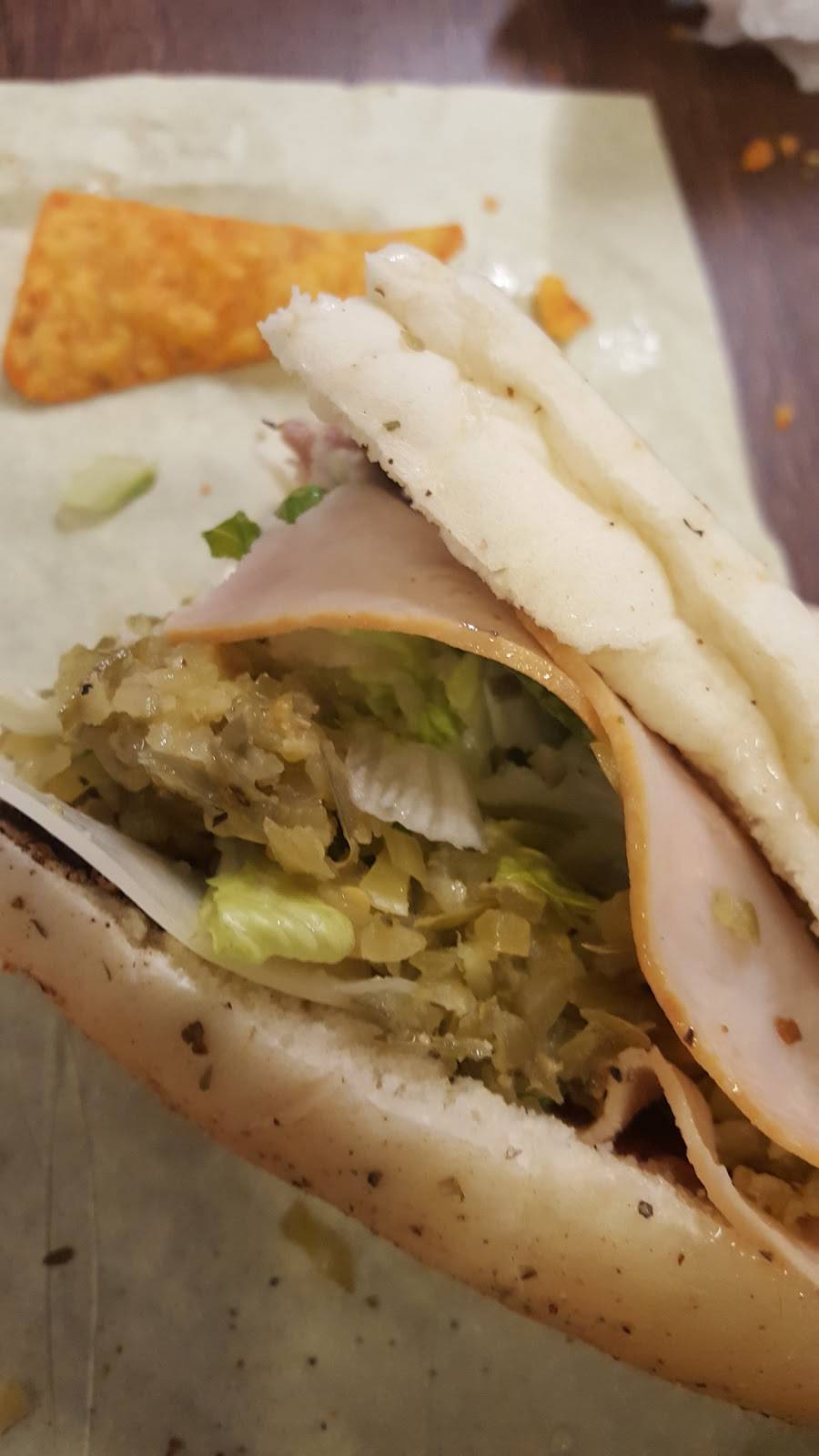 Jo-Eds Bomber Inc | restaurant | 1924 W Pioneer Pkwy, Pantego, TX 76013, USA | 8172777041 OR +1 817-277-7041