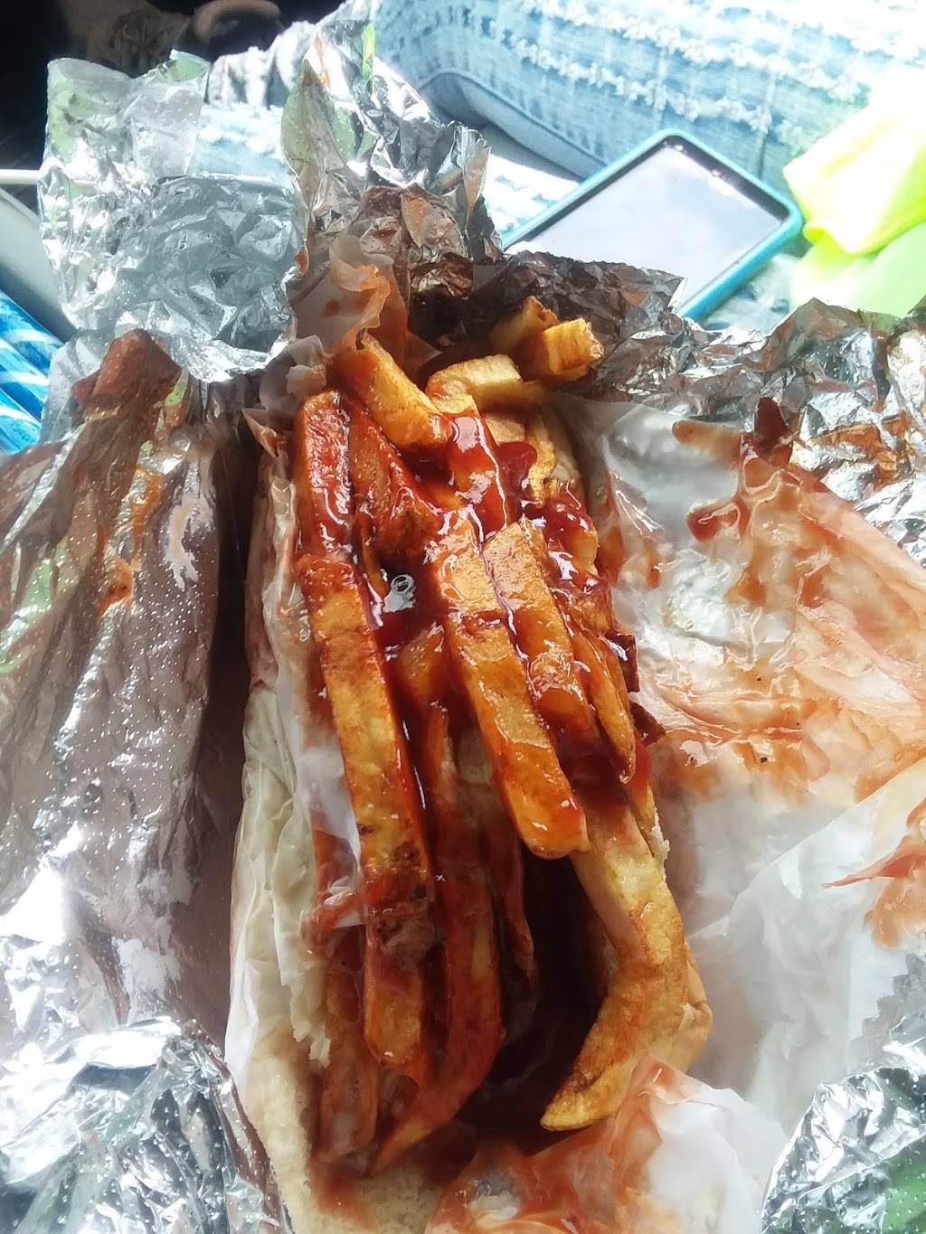 Marsha`s soul food cafe/ formally stick a fork in it | restaurant | 3868 E 71st St, Cleveland, OH 44105, USA | 2164654292 OR +1 216-465-4292