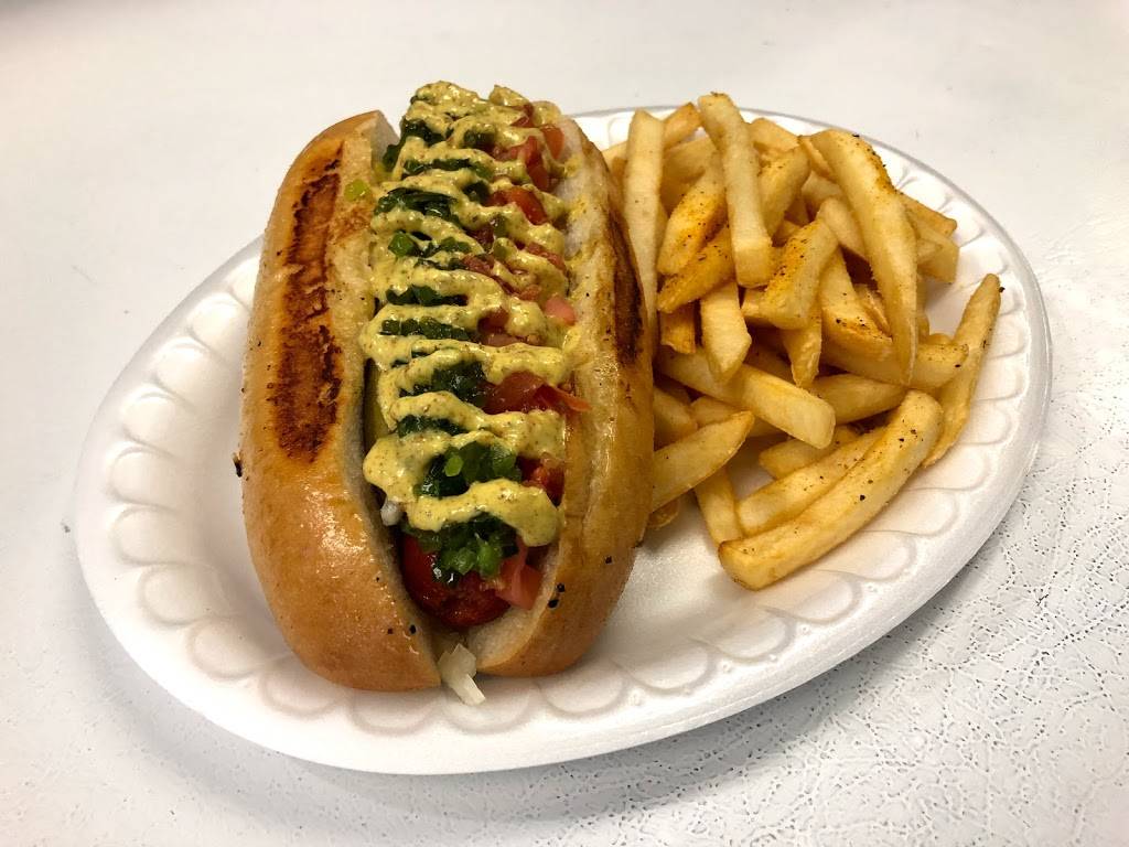 Georges Famous Gyros & Pasta | restaurant | 20206 N 27th Ave, Phoenix, AZ 85027, USA | 6235813772 OR +1 623-581-3772