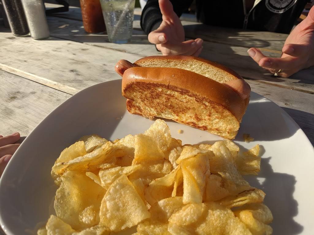 The Slipway Restaurant | restaurant | 24 Public Landing, Thomaston, ME 04861, USA | 2073544155 OR +1 207-354-4155