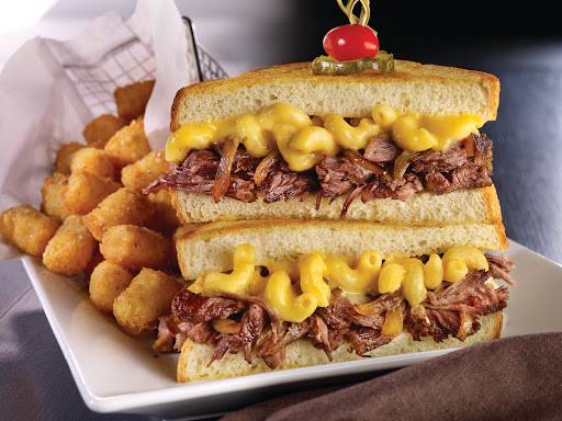 Dave & Busters | restaurant | 1 Sunrise Mall #2192, Massapequa, NY 11758, USA | 5168098511 OR +1 516-809-8511