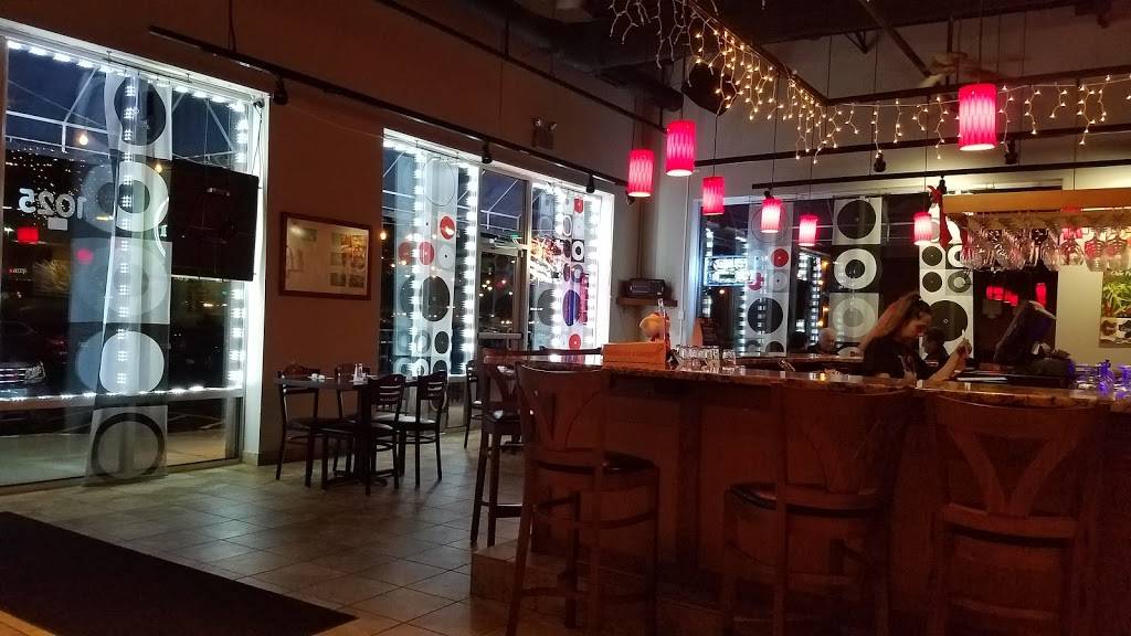 Salsa Street Mexican Restaurant and Cantina | restaurant | 1025 W Main St, Sleepy Hollow, IL 60118, USA | 8475515489 OR +1 847-551-5489