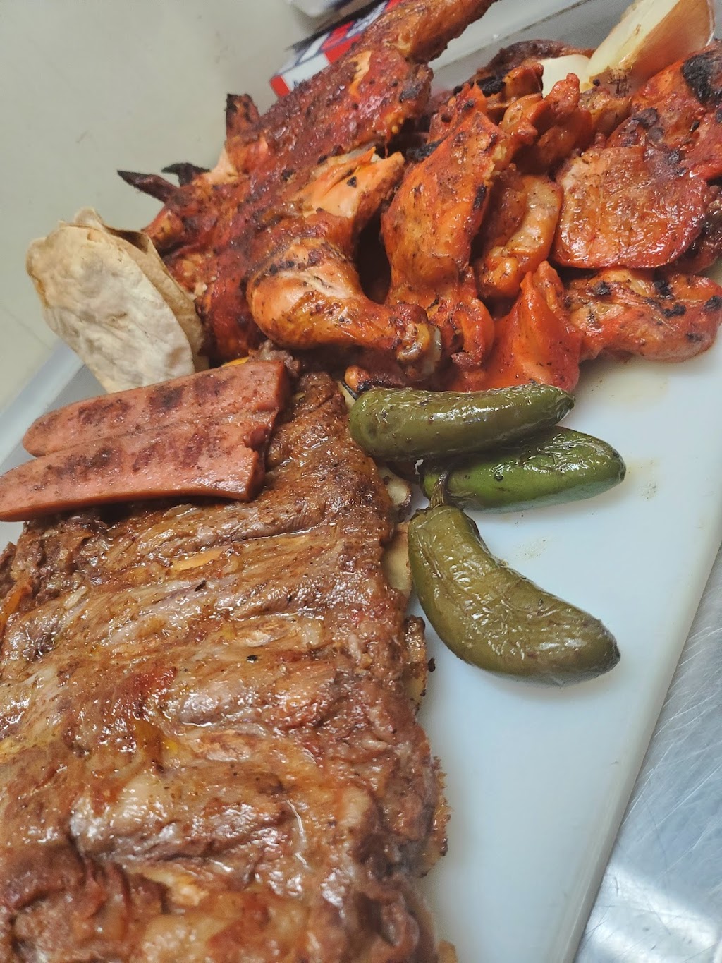 Pollos Bravo al carbon | restaurant | 4300 S Ware Rd, McAllen, TX 78503, USA | 9565159531 OR +1 956-515-9531