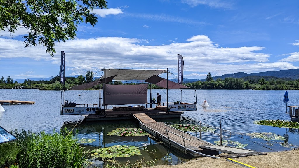 The Rogue Discovery Park | meal takeaway | 3610 Kirtland Rd, Central Point, OR 97502, USA | 5414144182 OR +1 541-414-4182