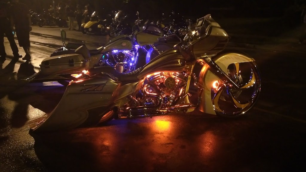 Mystic Knights MC | restaurant | 11409 Miles Ave, Cleveland, OH 44105, USA | 2166411525 OR +1 216-641-1525