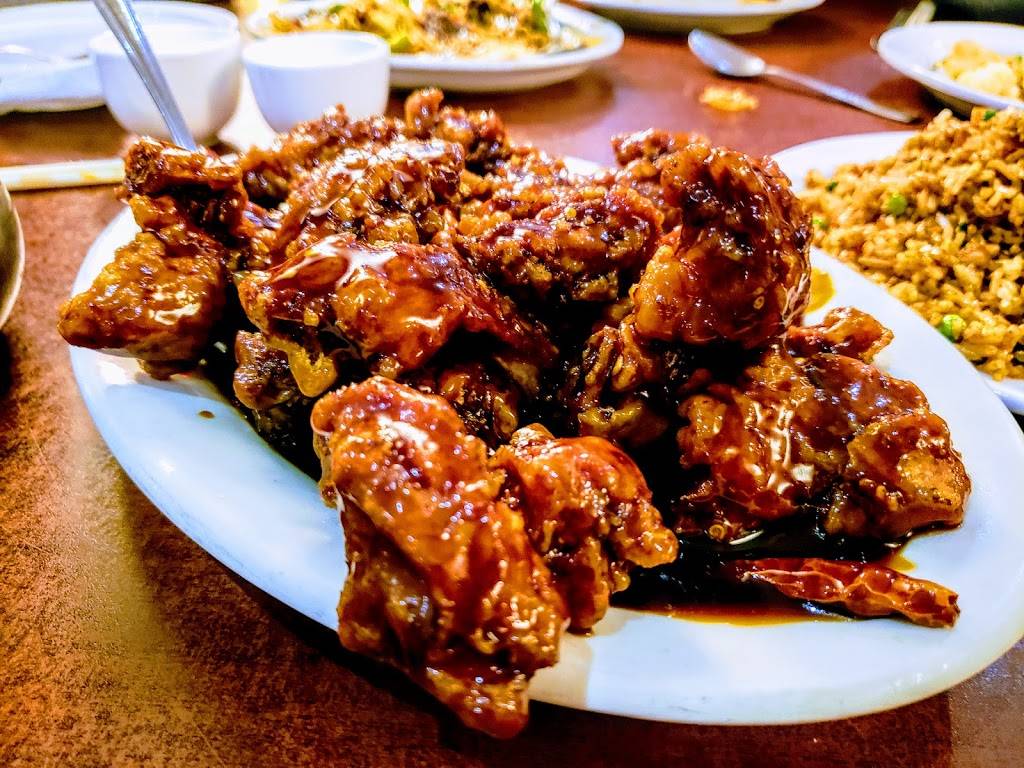 Restaurant Vieux Kam-Shing | restaurant | 575 Boulevard Saint-Martin O, Laval, QC H7M 1Y9, Canada | 4506698988 OR +1 450-669-8988