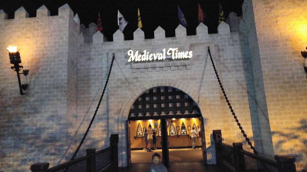 Medieval Times Dinner & Tournament | restaurant | 4510 W Vine St, Kissimmee, FL 34746, USA | 4073962900 OR +1 407-396-2900