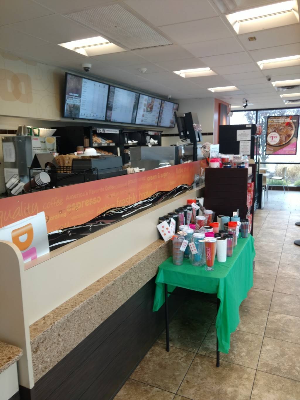 Dunkin Donuts | cafe | 575 Fulton St, Farmingdale, NY 11735, USA | 5167528177 OR +1 516-752-8177