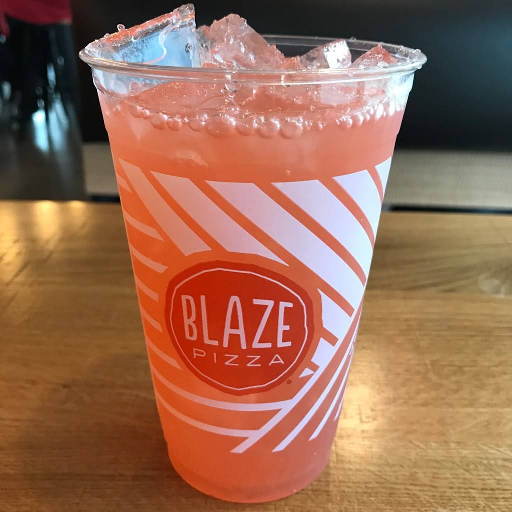 Blaze Pizza | meal takeaway | 5615 E Broadway Blvd, Tucson, AZ 85711, USA | 5202630565 OR +1 520-263-0565