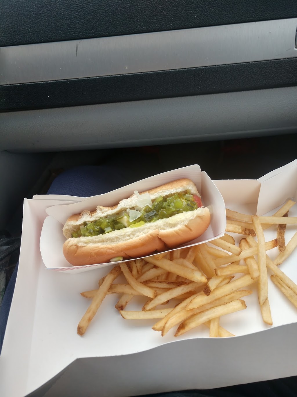 Sonic Drive-In | restaurant | 3151 W Michigan Ave, Pensacola, FL 32526, USA | 8509442501 OR +1 850-944-2501