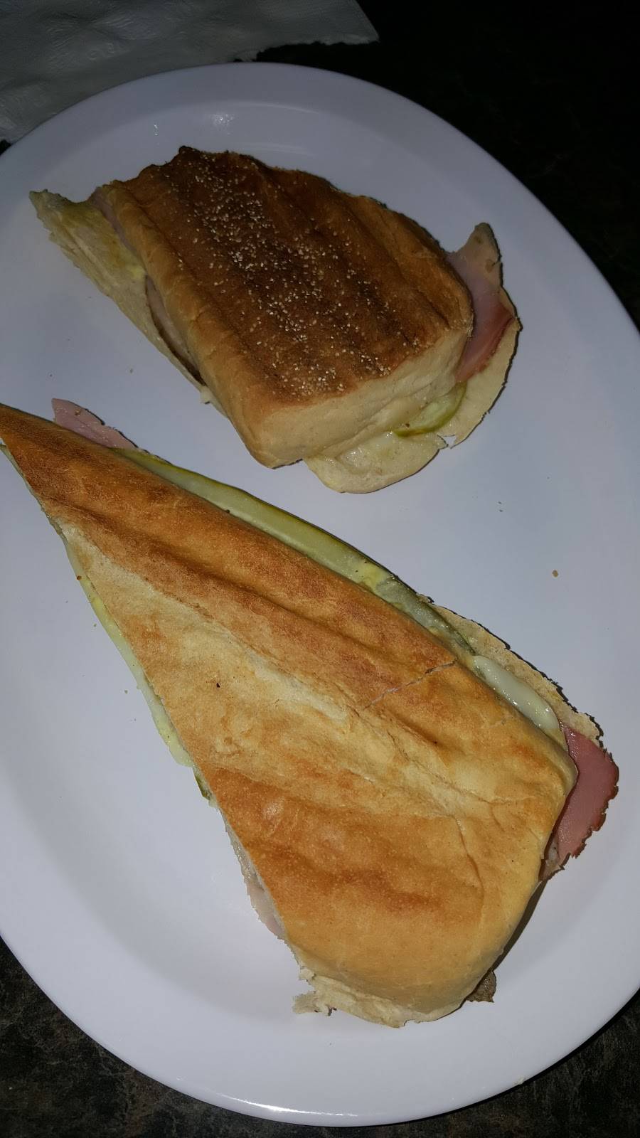 Corkscrew Deli | restaurant | 4982 S Tamiami Trail, Sarasota, FL 34231, USA | 9419253955 OR +1 941-925-3955