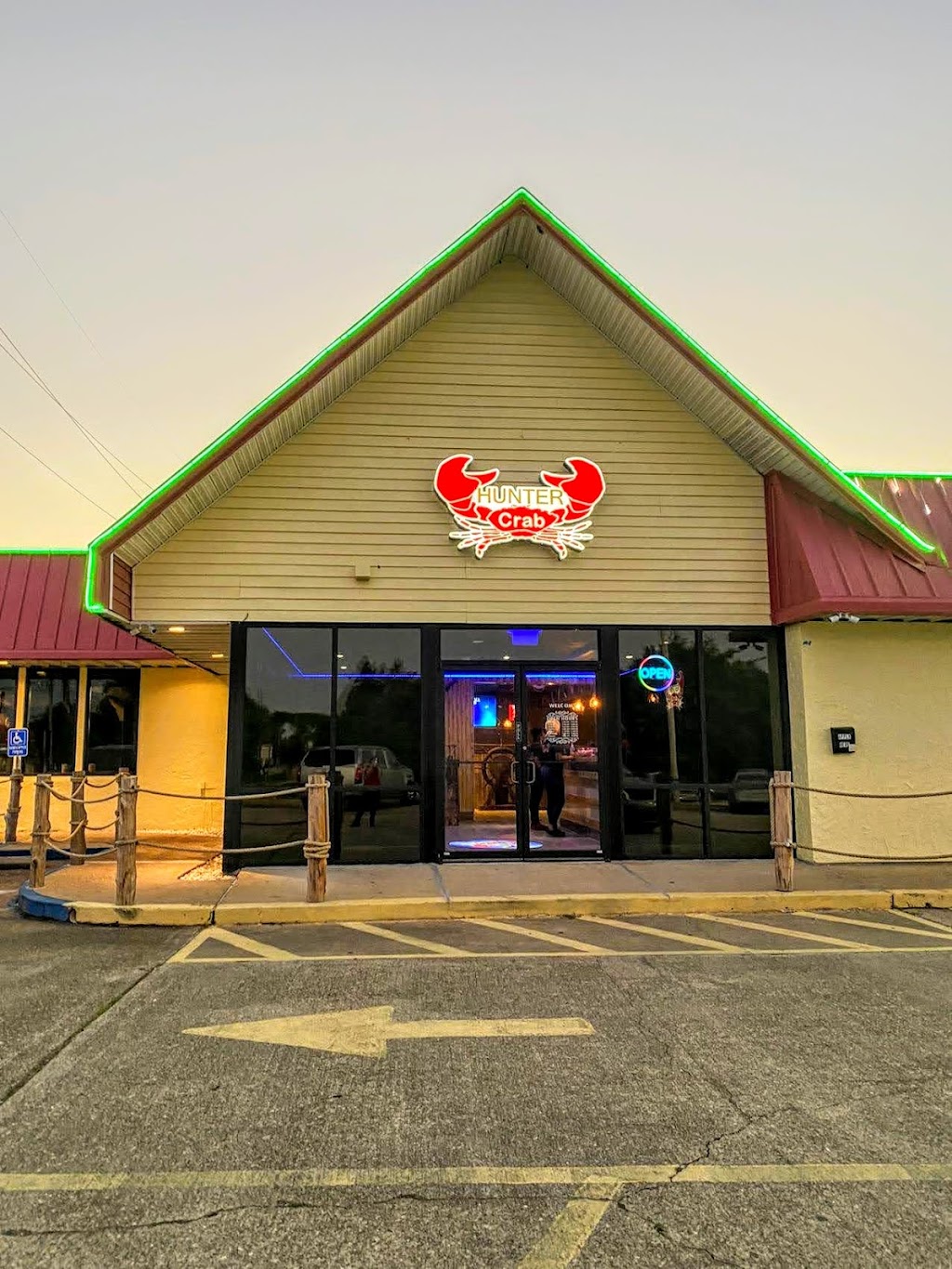 HUNTER CRAB | restaurant | Eastgate Plaza Shopping Center, 1758 E 70th St, Shreveport, LA 71105, USA | 3188282113 OR +1 318-828-2113