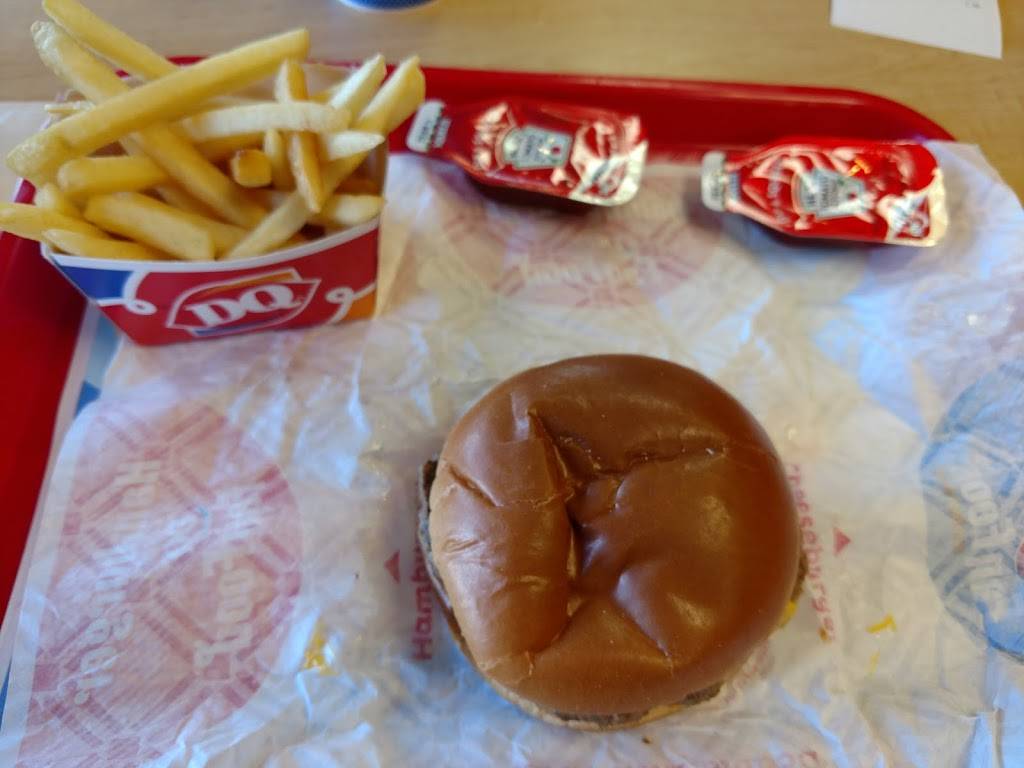 Dairy Queen Grill & Chill | restaurant | 694 9th St N, Naples, FL 34102, USA | 2392618667 OR +1 239-261-8667