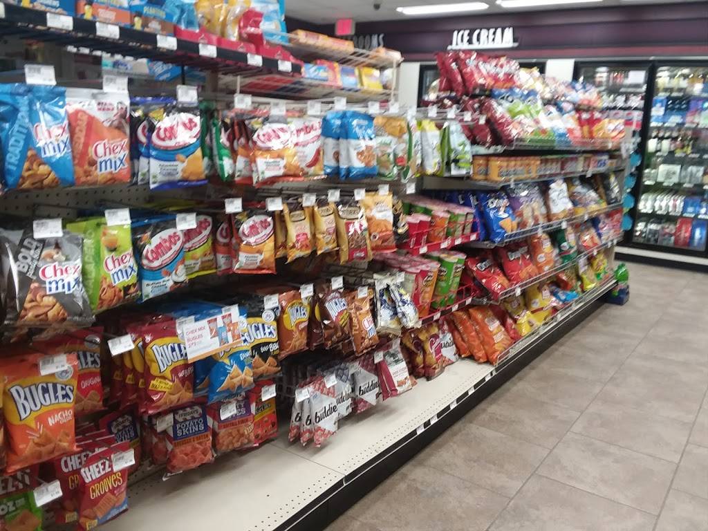 Caseys | restaurant | 129 E Railroad St, Kingston, IL 60145, USA | 8157842622 OR +1 815-784-2622