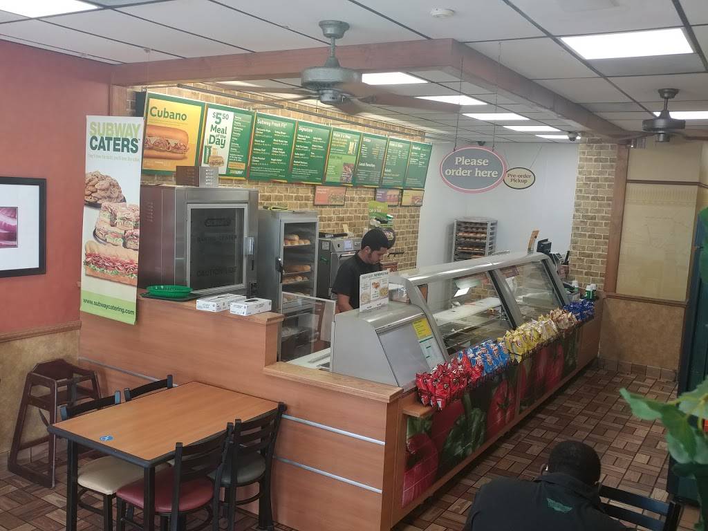 Subway Restaurants | restaurant | 20521 Old Cutler Rd, Cutler Bay, FL 33189, USA | 3052543700 OR +1 305-254-3700