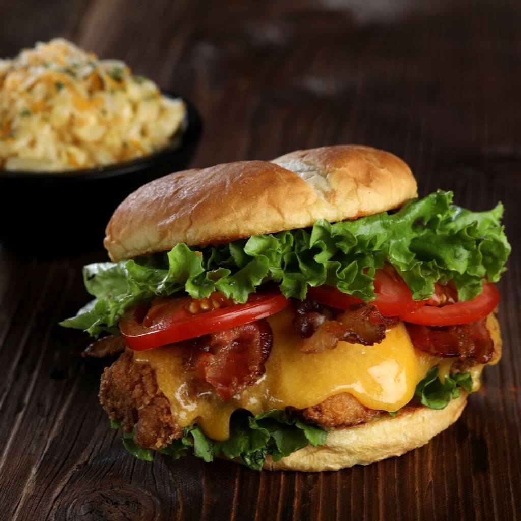 Mother Clucker | restaurant | 3415 S Monaco Pkwy, Denver, CO 80222, USA | 3035025311 OR +1 303-502-5311