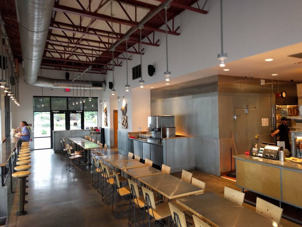 Chipotle Mexican Grill | restaurant | 5699 S Broadway, Littleton, CO 80121, USA | 3037943437 OR +1 303-794-3437