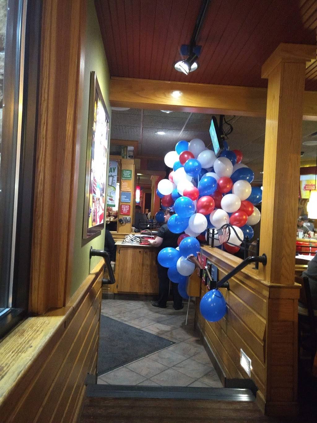 Applebees Grill + Bar | restaurant | 4981 Dressler Rd NW, North Canton, OH 44718, USA | 3304923900 OR +1 330-492-3900