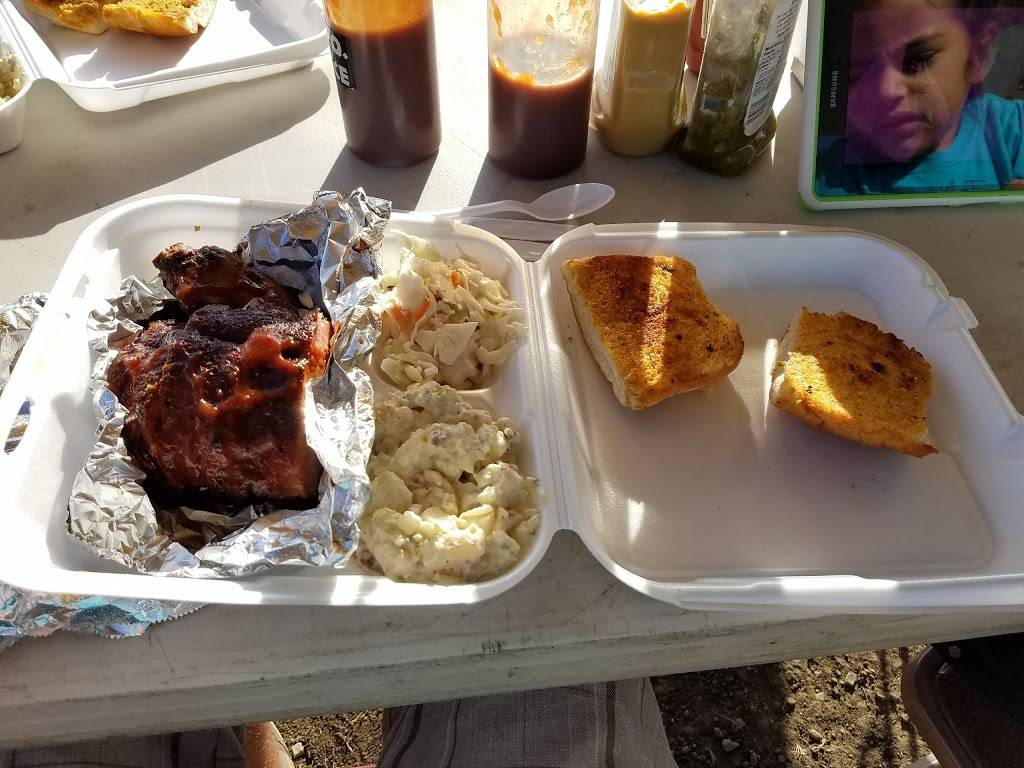 Lous BBQ & Catering of San Martin | restaurant | 11205 Monterey Rd, San Martin, CA 95046, USA | 4088282915 OR +1 408-828-2915