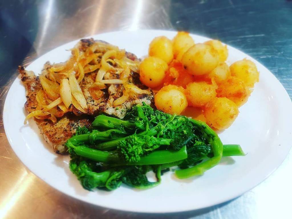 A Taste of Europe | restaurant | 1335 Killarney Beach Rd, Lefroy, ON L0L 1W0, Canada | 7054562222 OR +1 705-456-2222