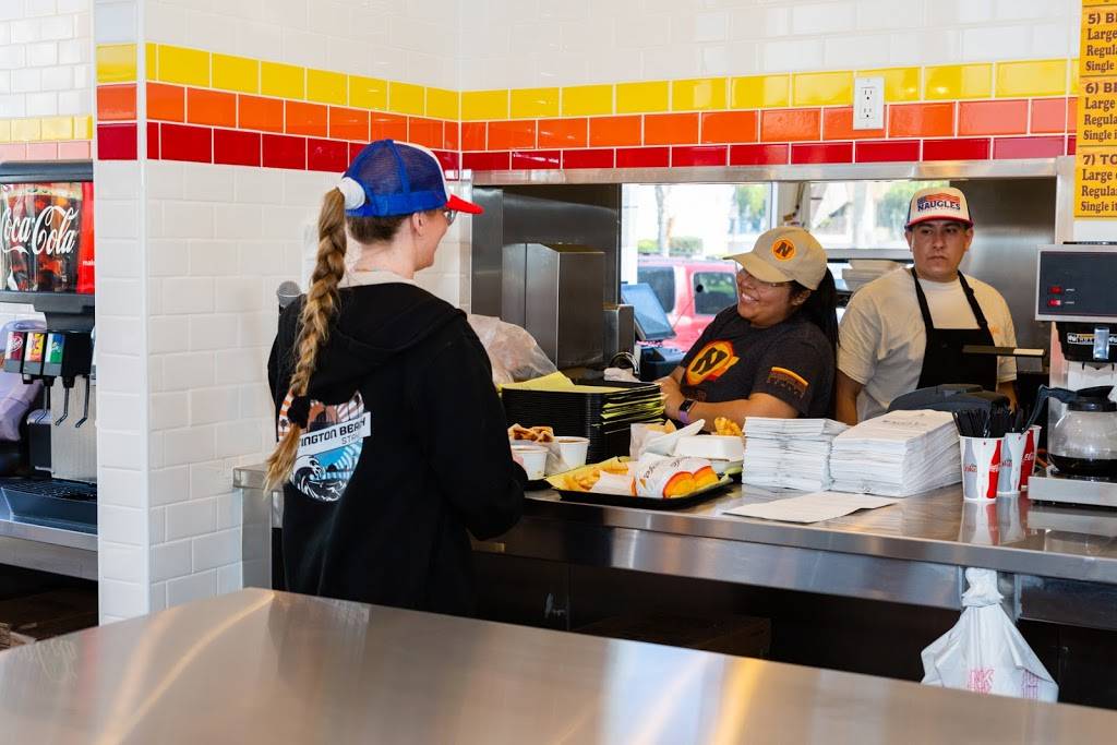 Naugles Tacos & Burgers | restaurant | 12120 Beach Blvd, Stanton, CA 90680, USA | 5624844423 OR +1 562-484-4423