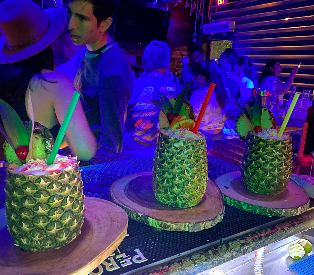 AREA41 DORAL | restaurant | 10779 NW 41st St, Doral, FL 33178, USA | 7862871201 OR +1 786-287-1201