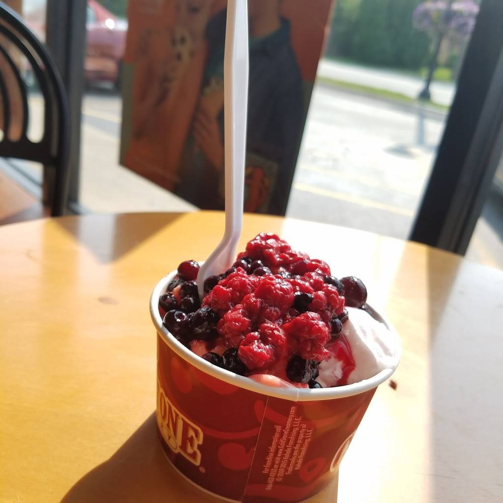 Cold Stone Creamery | bakery | 18717 Dixie Hwy, Homewood, IL 60430, USA | 7086479812 OR +1 708-647-9812