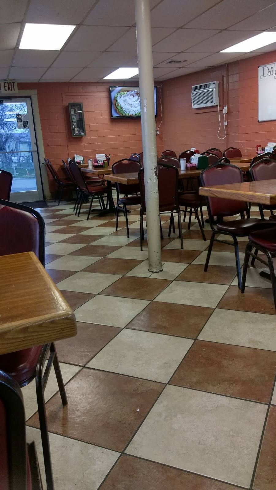 Taqueria San Juan | restaurant | 1012 US-90, Castroville, TX 78009, USA | 8309312355 OR +1 830-931-2355