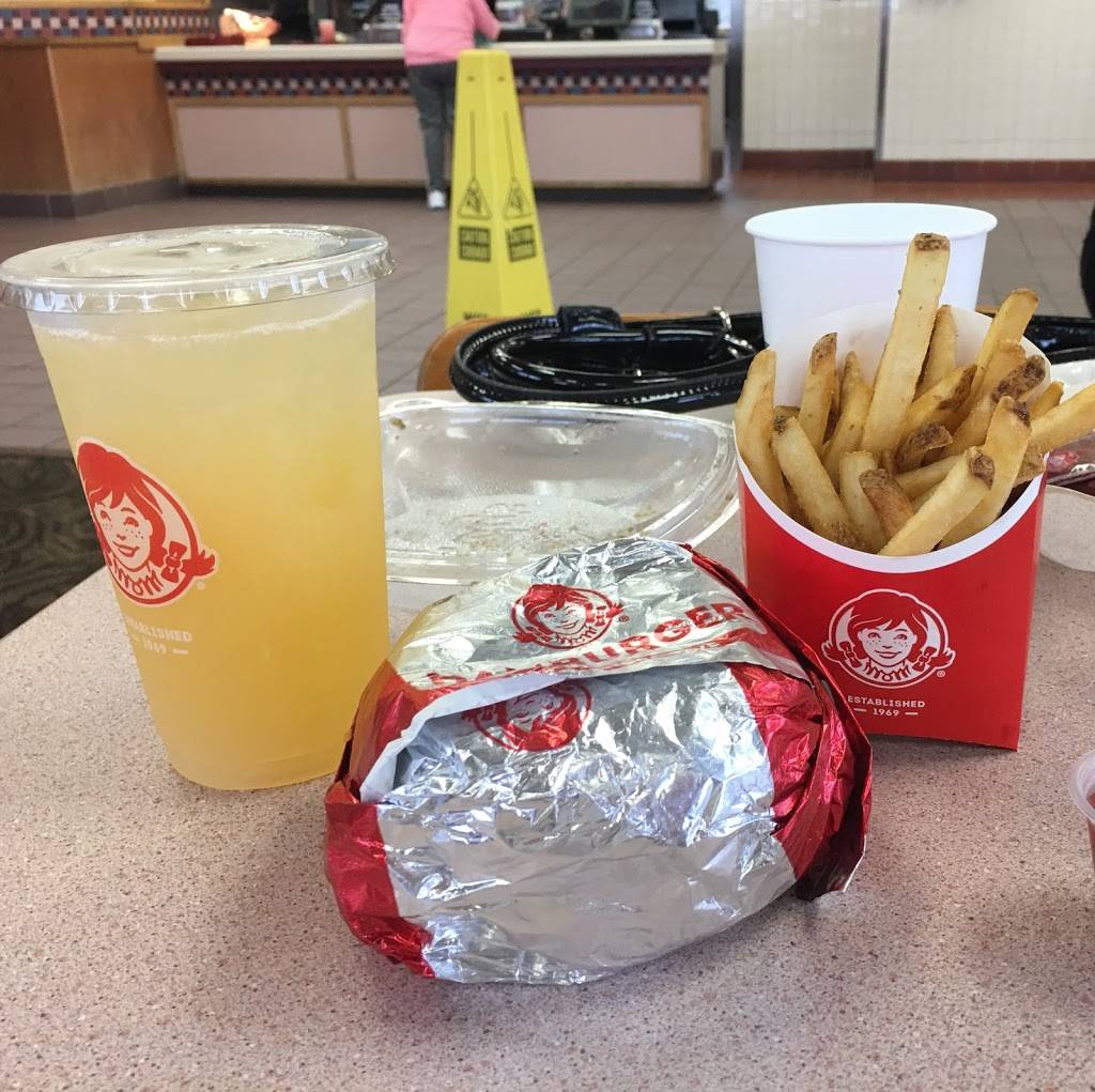 Wendys | restaurant | 6970 Ridge Rd, Parma, OH 44129, USA | 4404996933 OR +1 440-499-6933