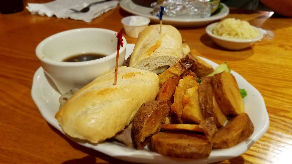 Village Inn | restaurant | 165 High St, Auburn, ME 04210, USA | 2077827796 OR +1 207-782-7796