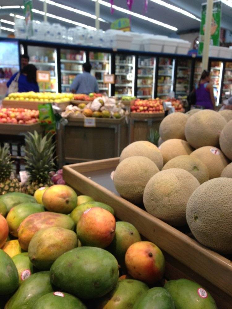 Cardenas Markets | bakery | 235 E Julian St, San Jose, CA 95112, USA | 4082923177 OR +1 408-292-3177