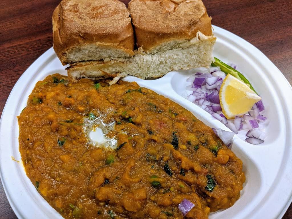 Radhe Chaat Express | restaurant | 812 W El Camino Real, Sunnyvale, CA 94087, USA | 4087465525 OR +1 408-746-5525