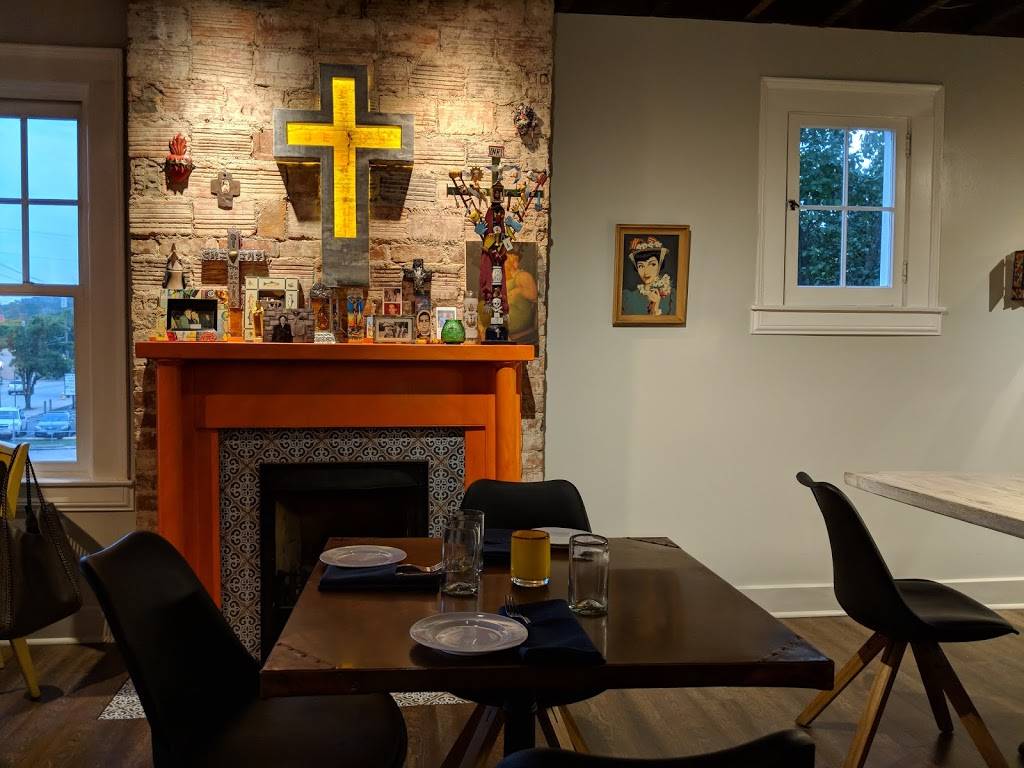 Casa Figueroa | restaurant | 6112 Montgomery Rd, Cincinnati, OH 45213, USA | 5136313333 OR +1 513-631-3333