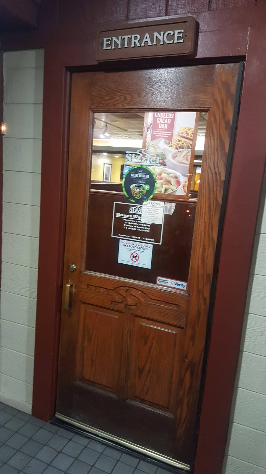 Sizzler | restaurant | 7131 Van Nuys Blvd, Van Nuys, CA 91405, USA | 8187814014 OR +1 818-781-4014