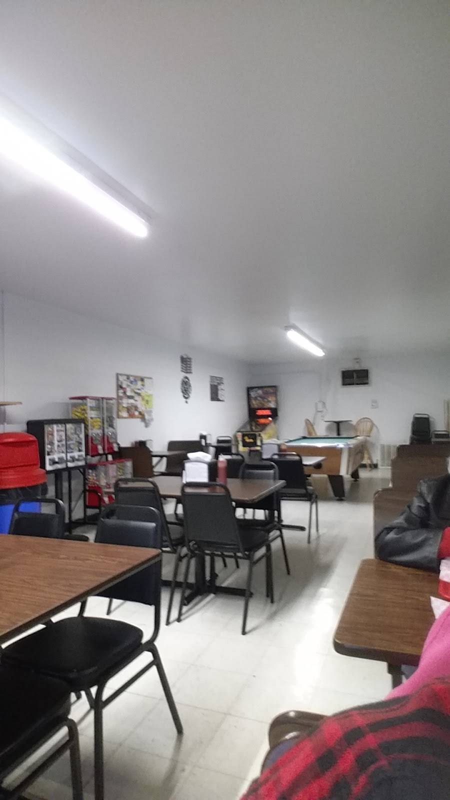 American Drive In | restaurant | 303 W Pridemore Dr, Lincoln, AR 72744, USA | 4798245459 OR +1 479-824-5459