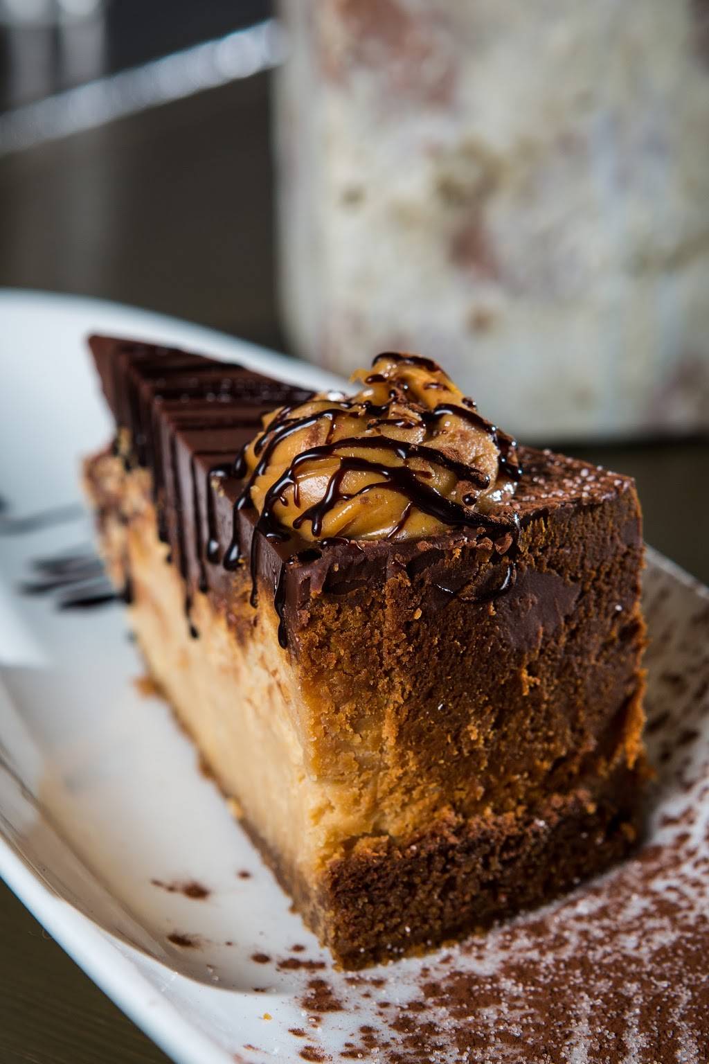 Twoeleven Main | restaurant | 211 Main St, Port Dover, ON N0A 1N0, Canada | 5195833251 OR +1 519-583-3251