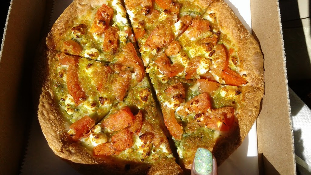 TJs Pizza Wings-N-Things | restaurant | 397 E Southwest Pkwy #105, Lewisville, TX 75067, USA | 9724201100 OR +1 972-420-1100