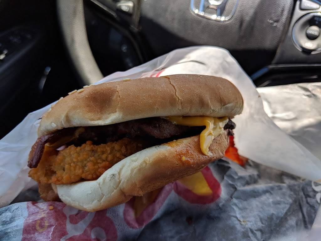 Carls Jr. | restaurant | 8110 Parkway Dr, La Mesa, CA 91942, USA | 6196982920 OR +1 619-698-2920