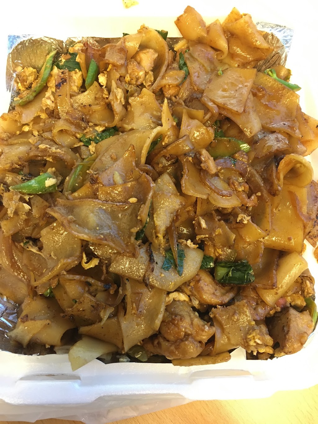 Js Thai Express | restaurant | 723 Washington Blvd #2, Montebello, CA 90640, USA | 3236866527 OR +1 323-686-6527