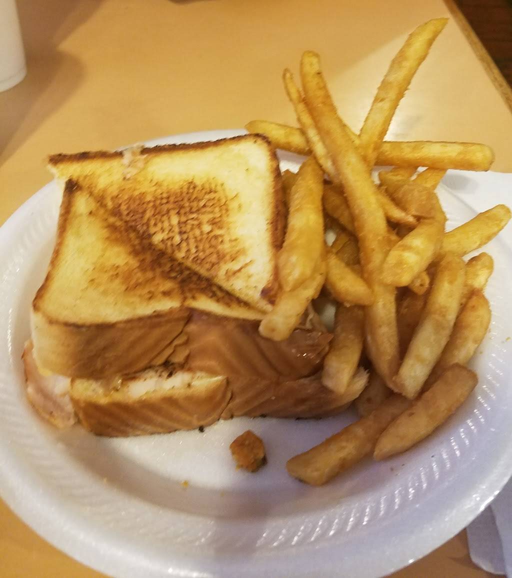 Smokin S Bar-B-Que | restaurant | 5826 US-231, Wetumpka, AL 36092, USA | 3345670605 OR +1 334-567-0605