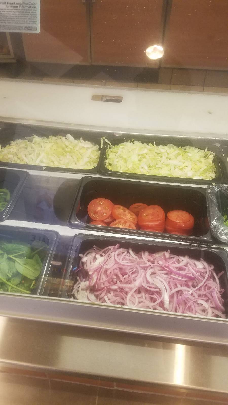 Subway Restaurants | restaurant | 1628 Montebello Town Center, Bldg FC Store 1, The Shops at Montebello, Montebello, CA 90640, USA | 3237216608 OR +1 323-721-6608