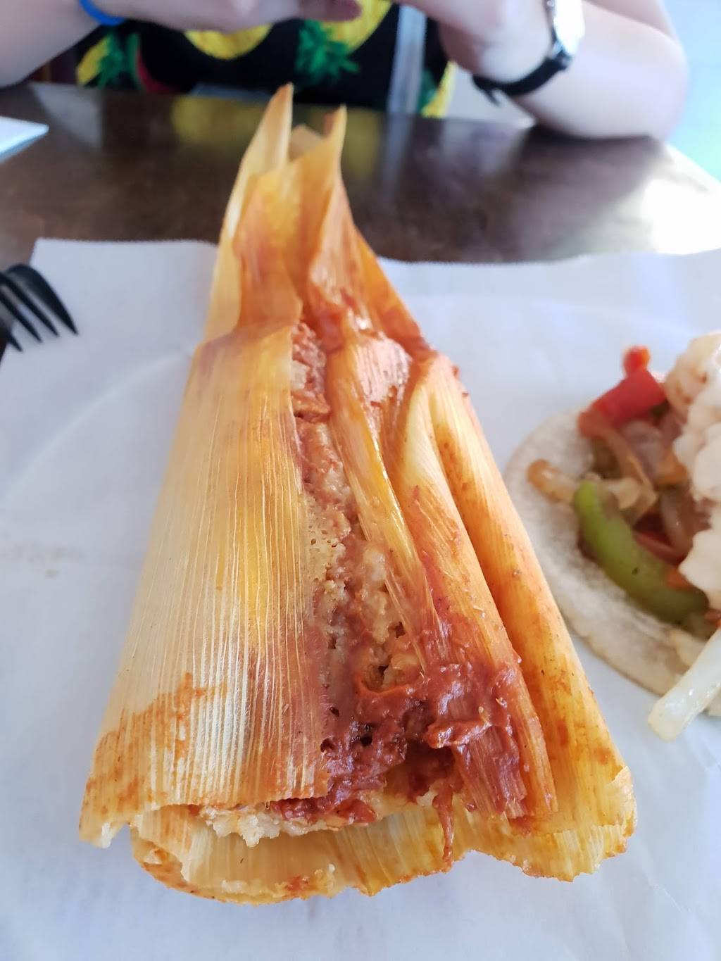 Guisados | restaurant | 1261 Sunset Blvd, Los Angeles, CA 90026, USA | 2132507600 OR +1 213-250-7600