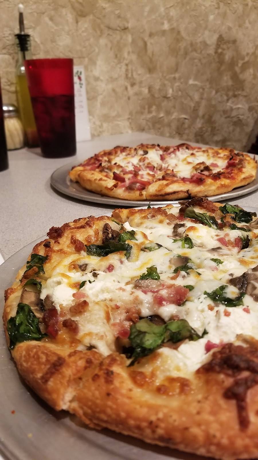 Stavros Pizza and Grill | restaurant | 2401 E Graves Ave, Orange City, FL 32763, USA | 3862180955 OR +1 386-218-0955