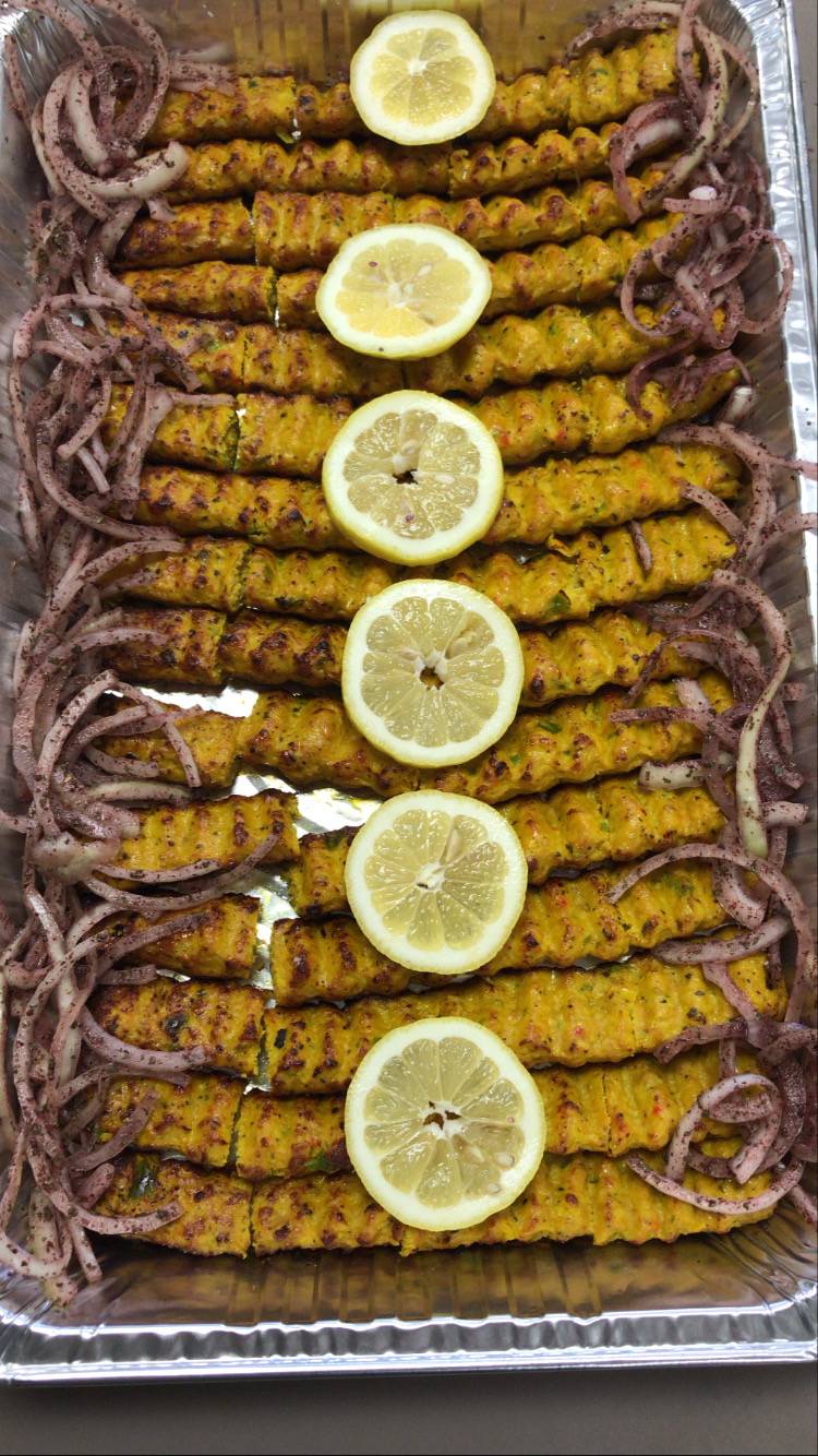 Corner Grill | restaurant | 1850 Hacienda Dr, Vista, CA 92081, USA | 7609457456 OR +1 760-945-7456