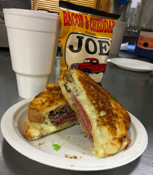 M Kay Supply Deli and Cafe | restaurant | 6626 MO-77, Benton, MO 63736, USA | 5735454455 OR +1 573-545-4455