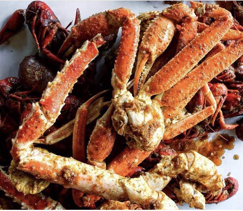 LA Crawfish - Castle Hills | restaurant | 25 NE Interstate 410 Loop Ste 124, San Antonio, TX 78216, USA | 2102365556 OR +1 210-236-5556